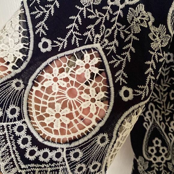 LAPIS Navy/White Boho Style Blouse, Size Small - Picture 5 of 9